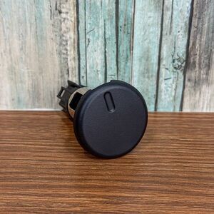 2004-2006 Cadillac SRX Center Console 12V Power Outlet Ashtray GM 15135649 OEM